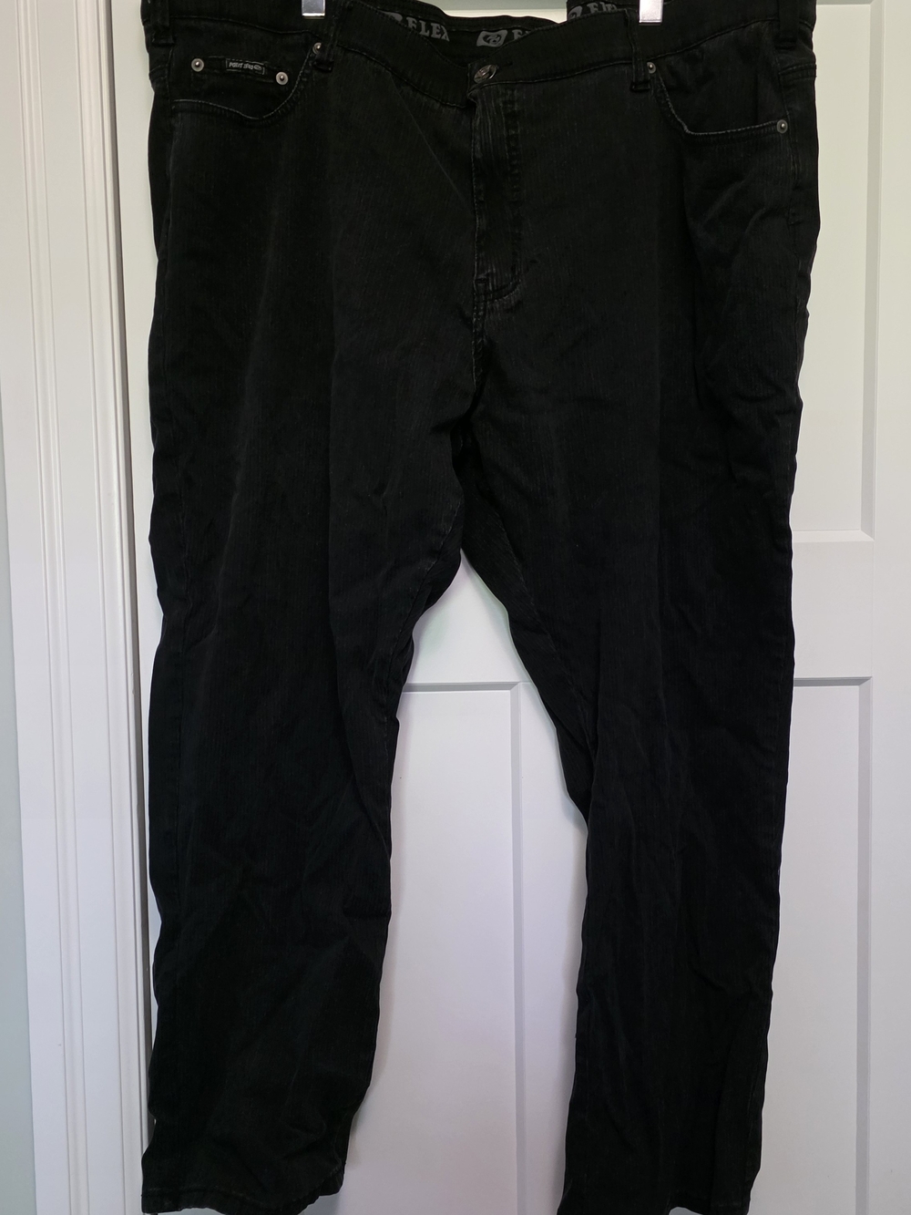 50x30 Point Zero Men's Straight Leg Jeans in Black